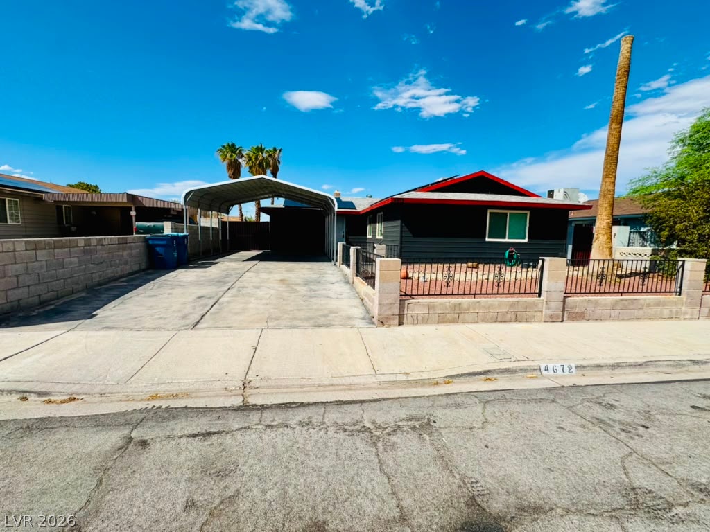 4672 Newton Drive Property Photo 1