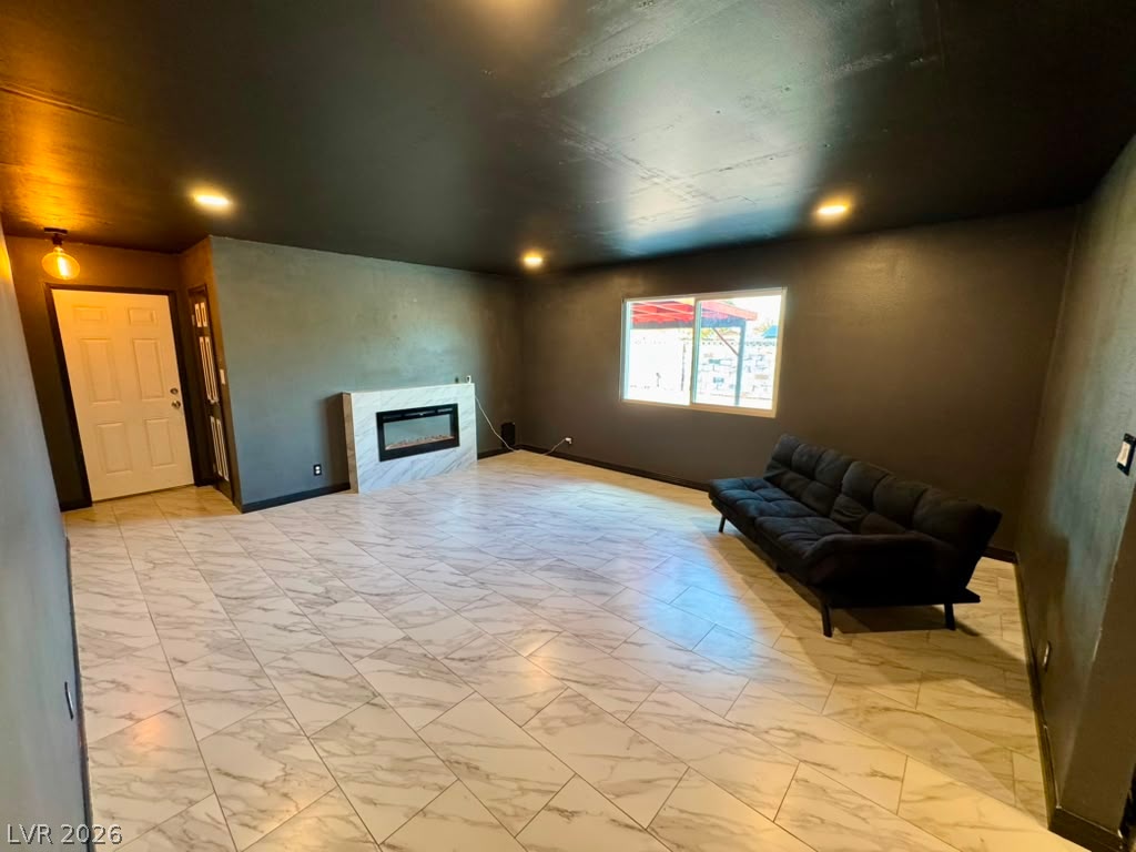 4672 Newton Drive Property Photo 20