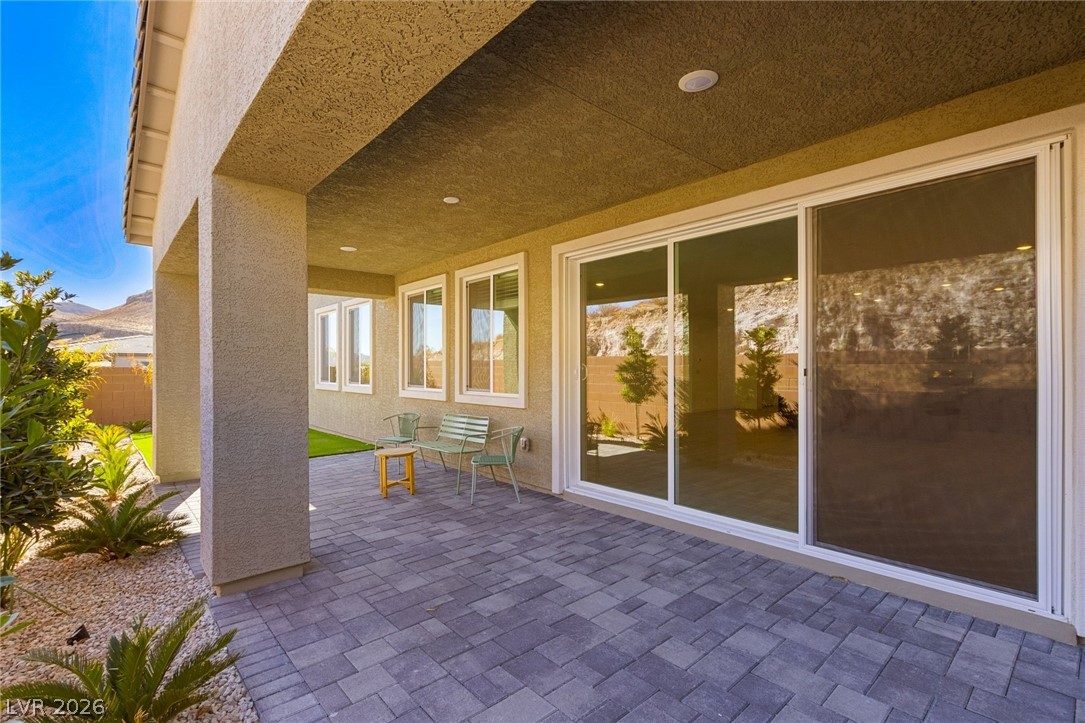 9986 Joshua Foothills Street Property Photo 4