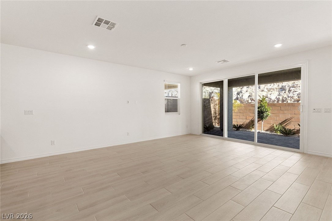 9986 Joshua Foothills Street Property Photo 5