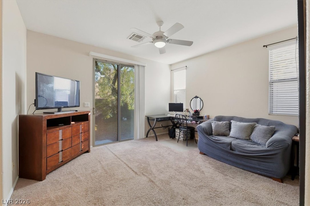 4417 Desert Park Avenue Property Photo 13