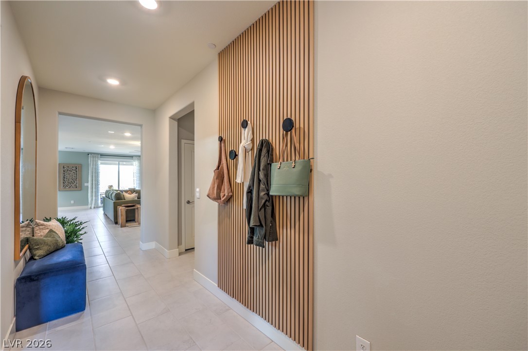 1016 Gentle Swan St Property Photo 2
