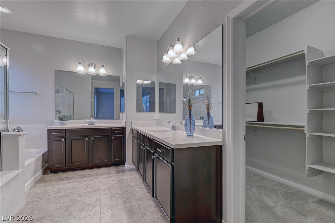 9667 Treeline Run Avenue Property Photo 21