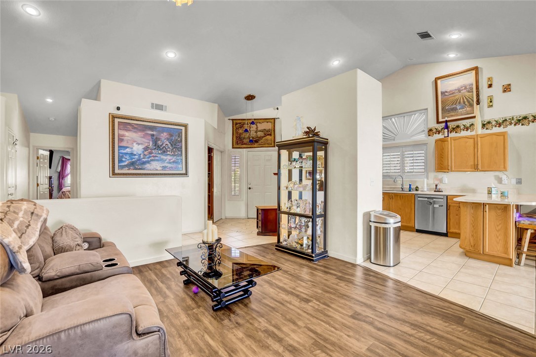 802 Rancho Coast Way Property Photo 6