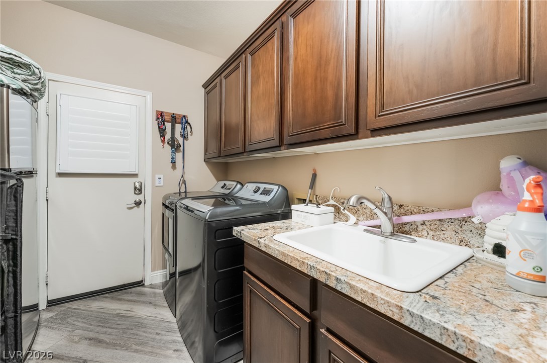 10610 Fairfield Avenue Property Photo 43