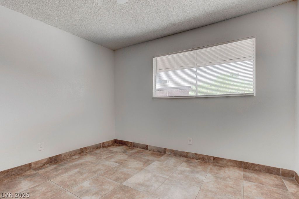 421 North Decatur Boulevard 2 Property Photo 21