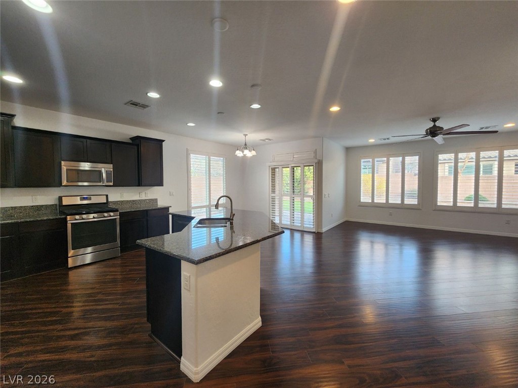 7022 Cordite Road Property Photo 6