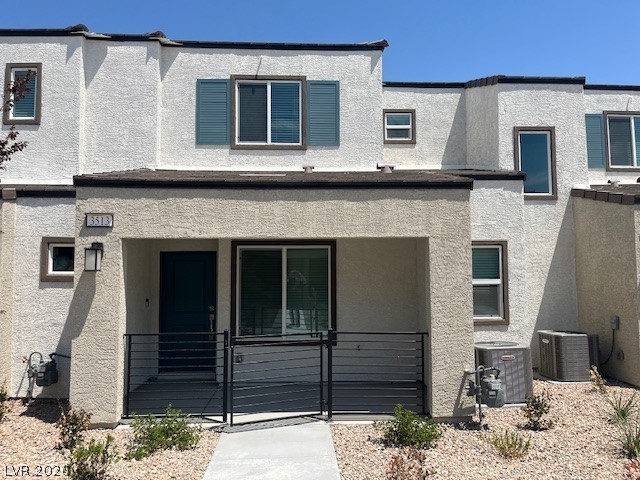3513 Golden Chariot Avenue Property Photo 1