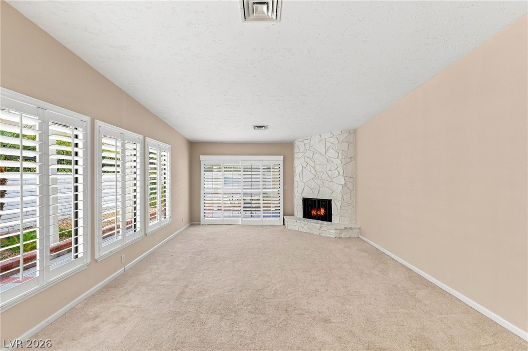 2312 Plaza Del Prado Property Photo 8