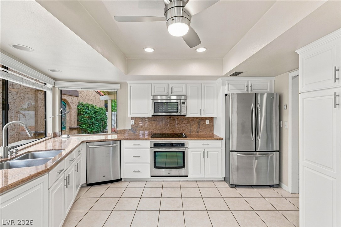 2312 Plaza Del Prado Property Photo 9