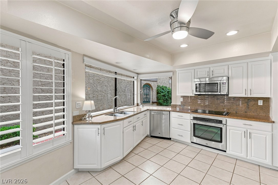 2312 Plaza Del Prado Property Photo 17