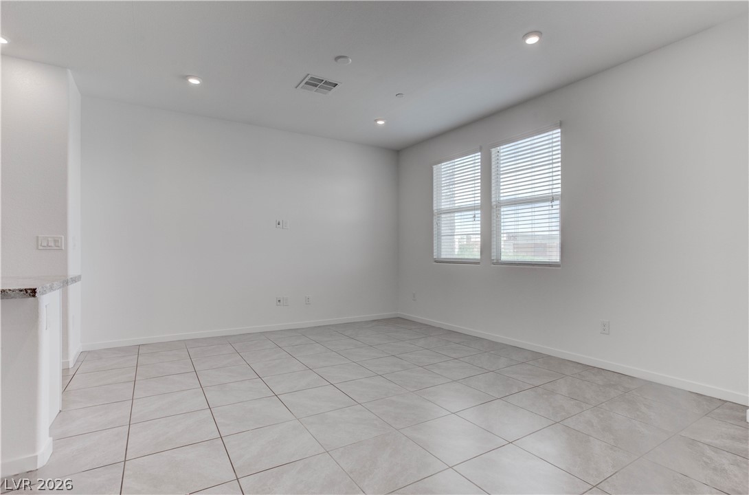 929 Kyanite Lane Property Photo 7
