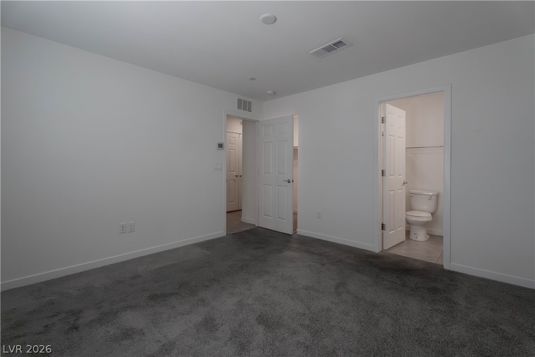 902 Bronzite Street Property Photo 5