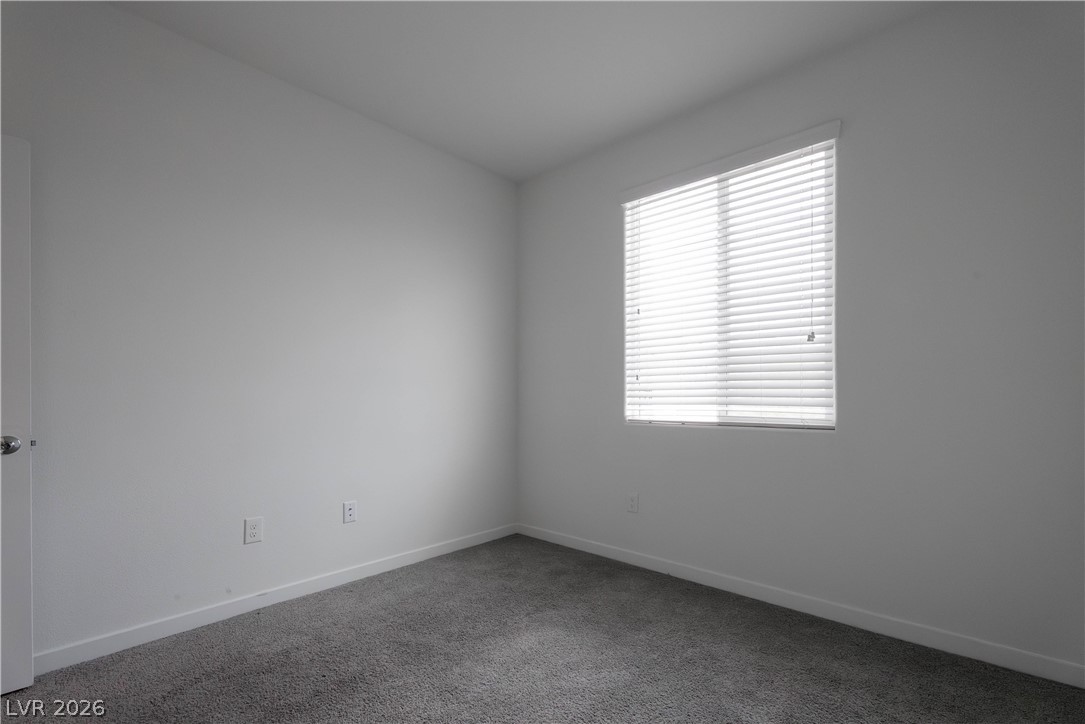 902 Bronzite Street Property Photo 29