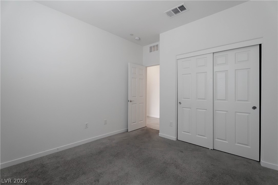 902 Bronzite Street Property Photo 32