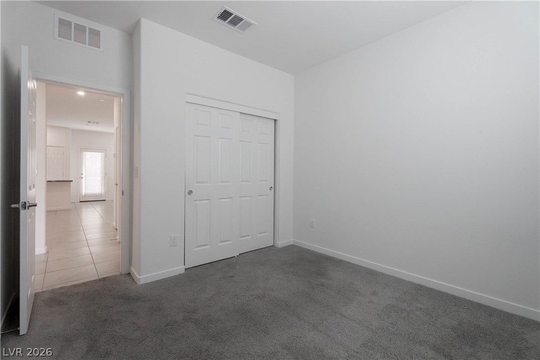 902 Bronzite Street Property Photo 33