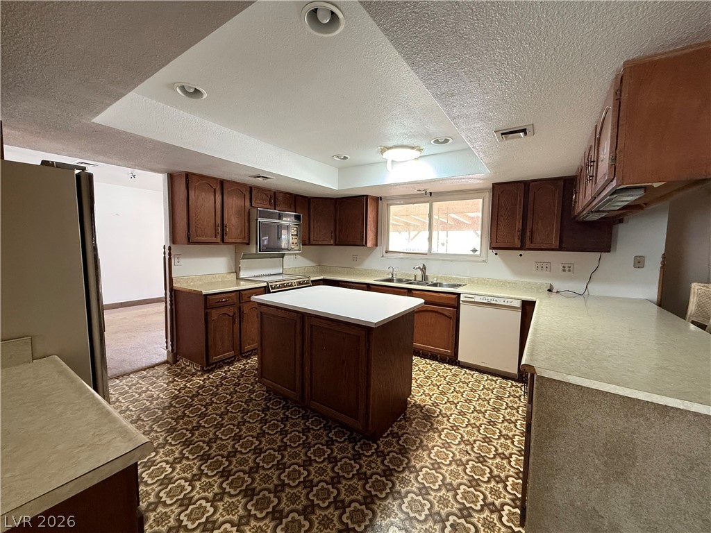 1560 Rocking Horse Drive Property Photo 11