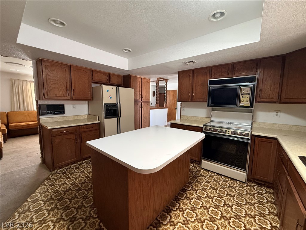 1560 Rocking Horse Drive Property Photo 12
