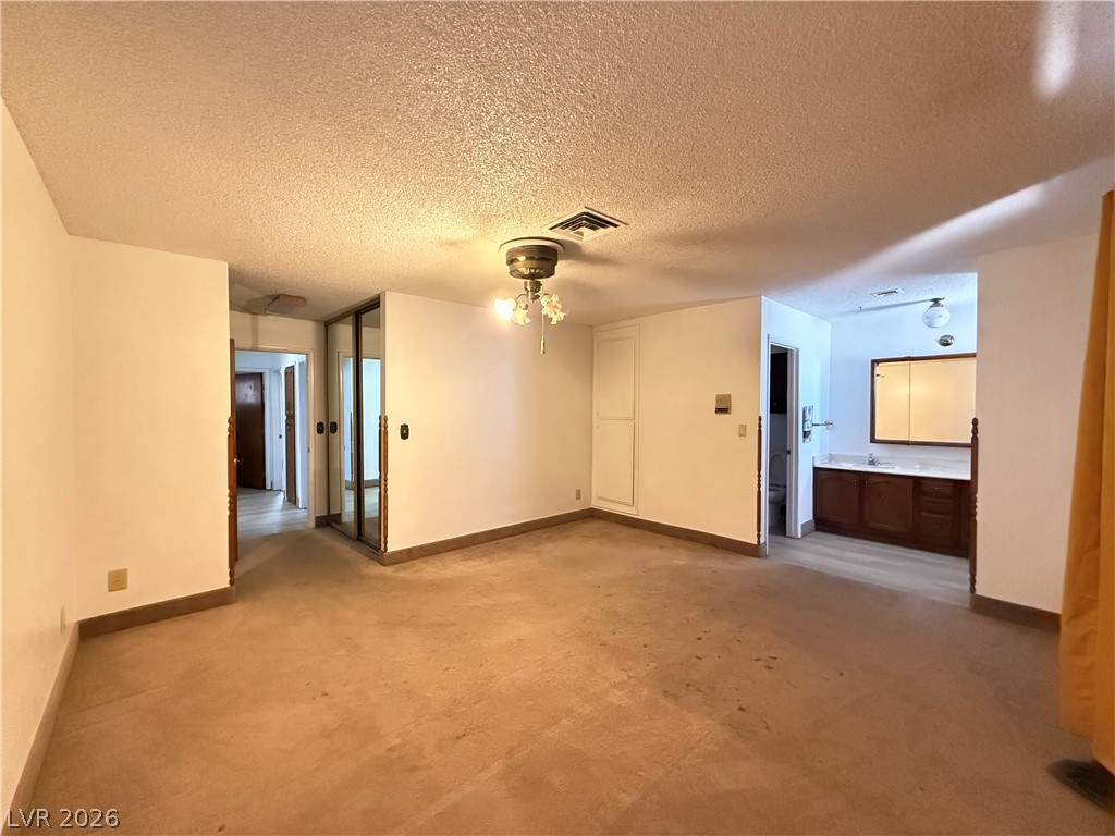 1560 Rocking Horse Drive Property Photo 29