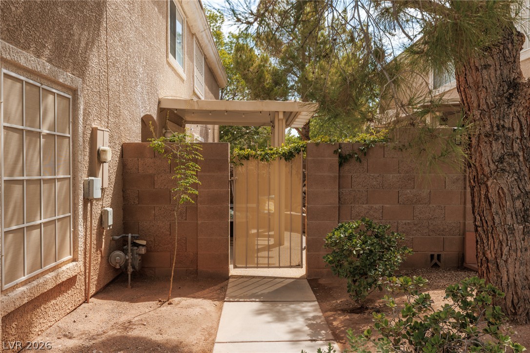 10134 Quaint Tree Street Property Photo 5
