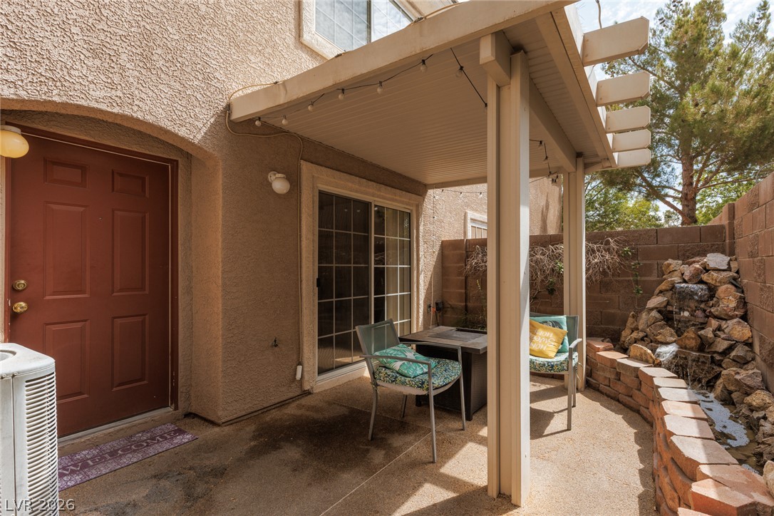 10134 Quaint Tree Street Property Photo 6