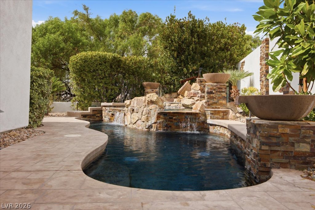 2948 Via Meridiana Property Photo 10