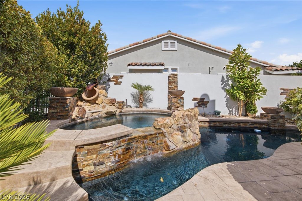 2948 Via Meridiana Property Photo 14