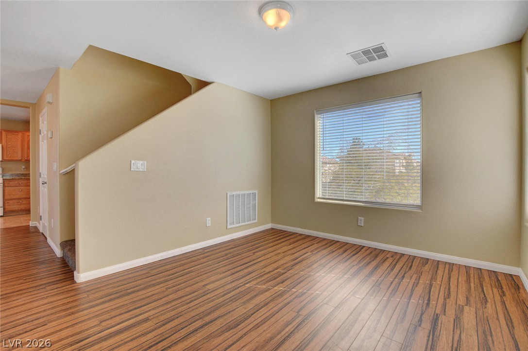 10254 Ladybug Bend Street Property Photo 4