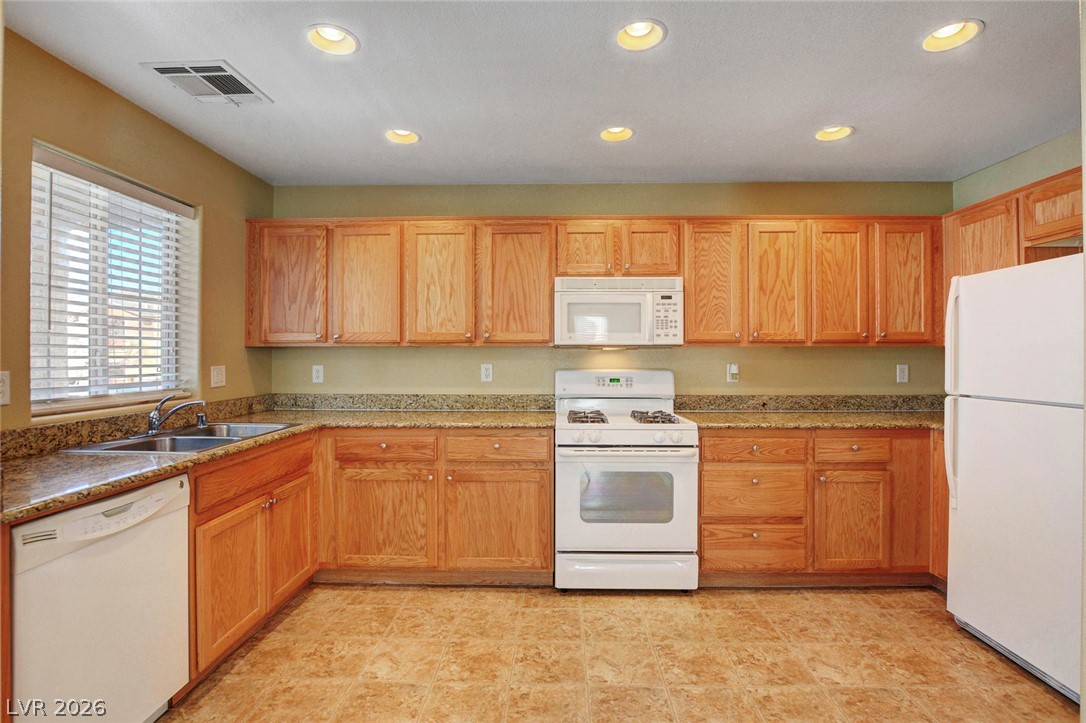 10254 Ladybug Bend Street Property Photo 11