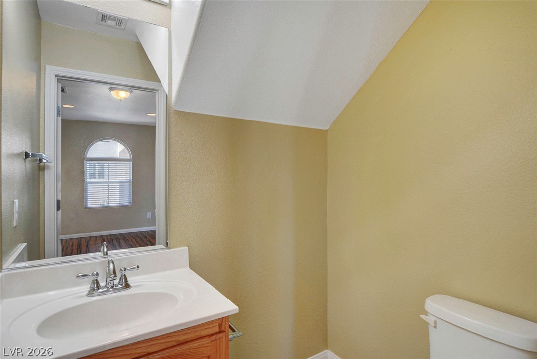 10254 Ladybug Bend Street Property Photo 16