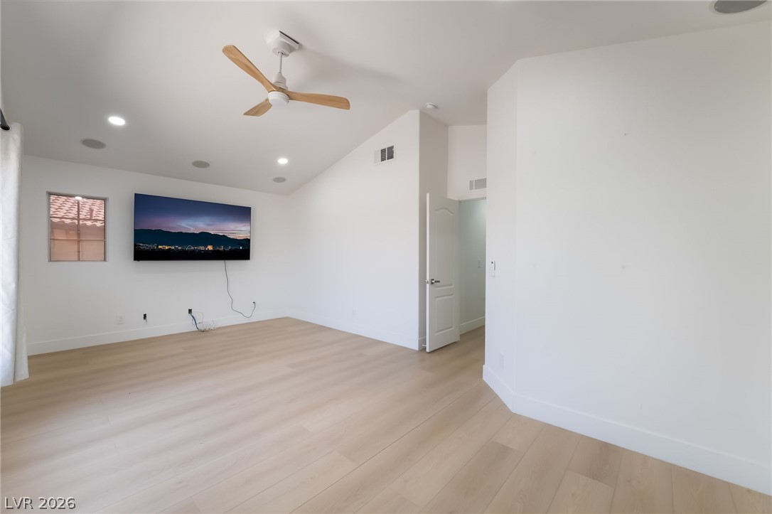 8253 Ruby Mountain Way Property Photo 31