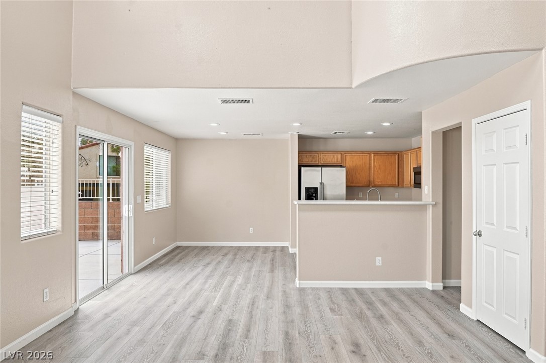 1915 Sundown Canyon Drive Property Photo 6
