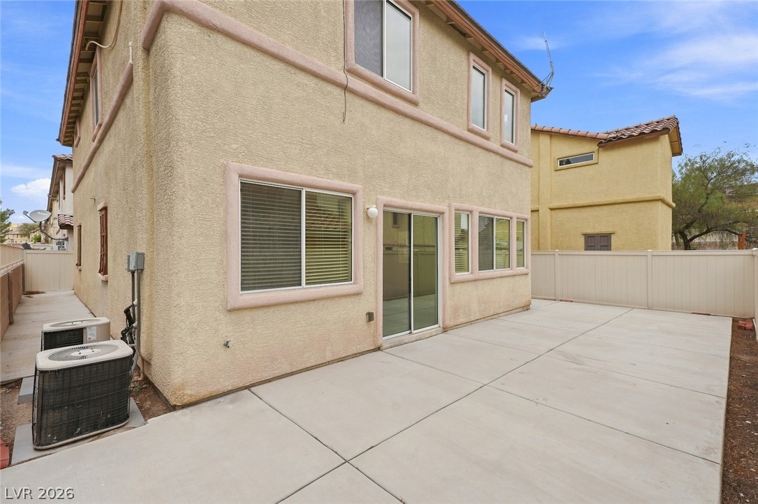 1915 Sundown Canyon Drive Property Photo 33