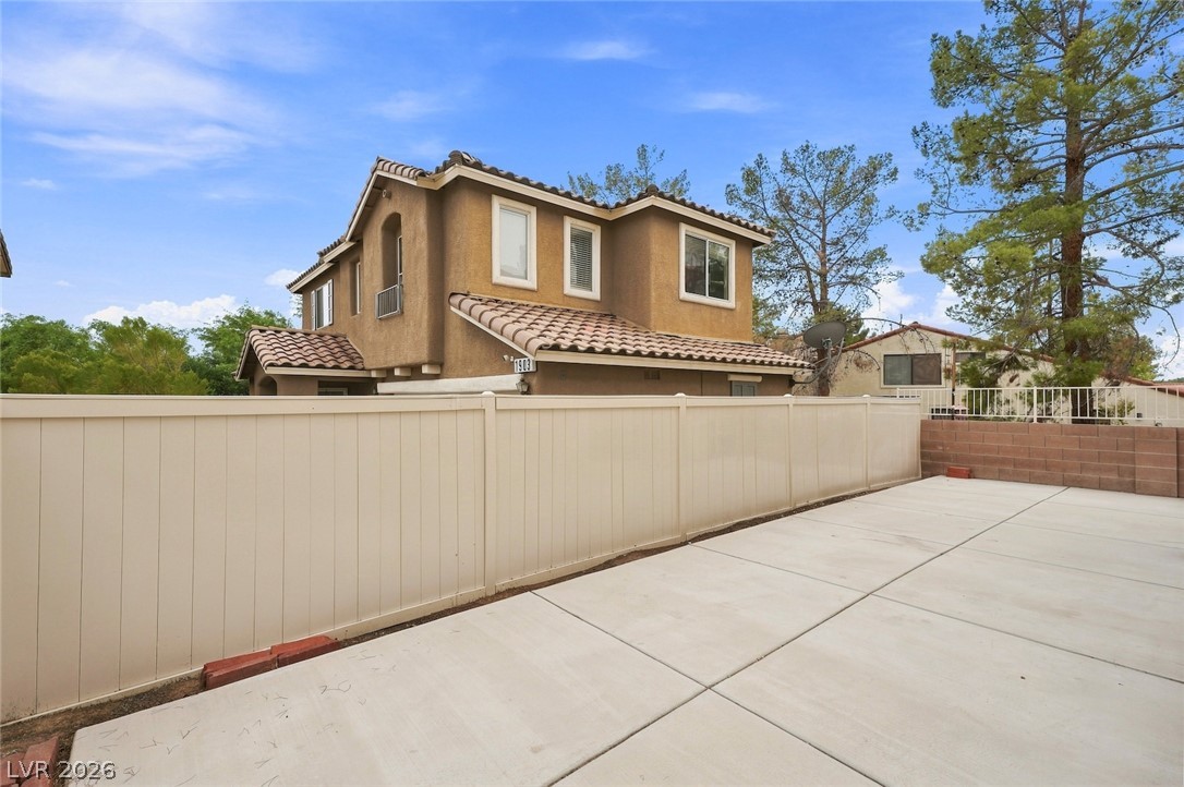 1915 Sundown Canyon Drive Property Photo 35