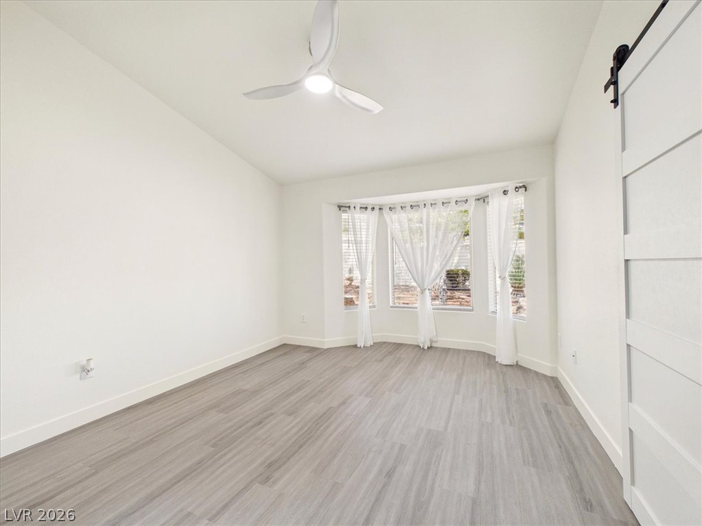 2833 Breakers Creek Drive Property Photo 36