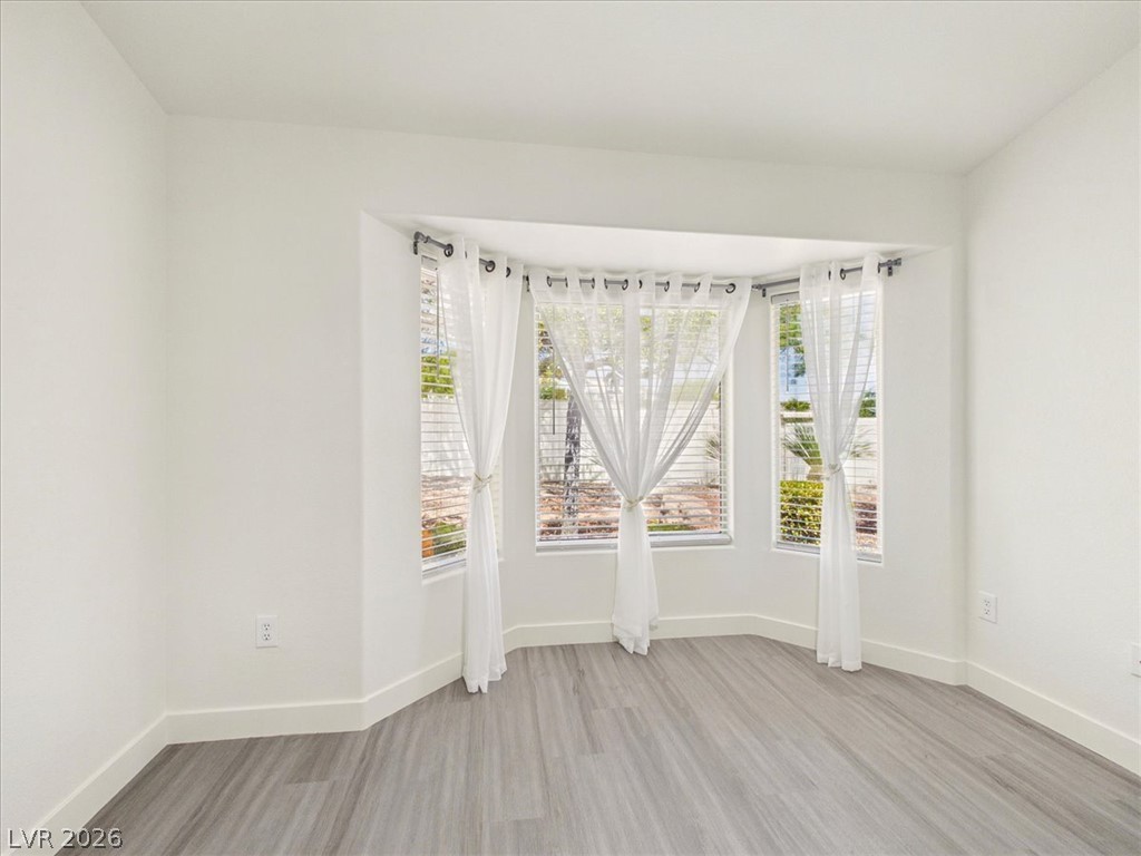 2833 Breakers Creek Drive Property Photo 46