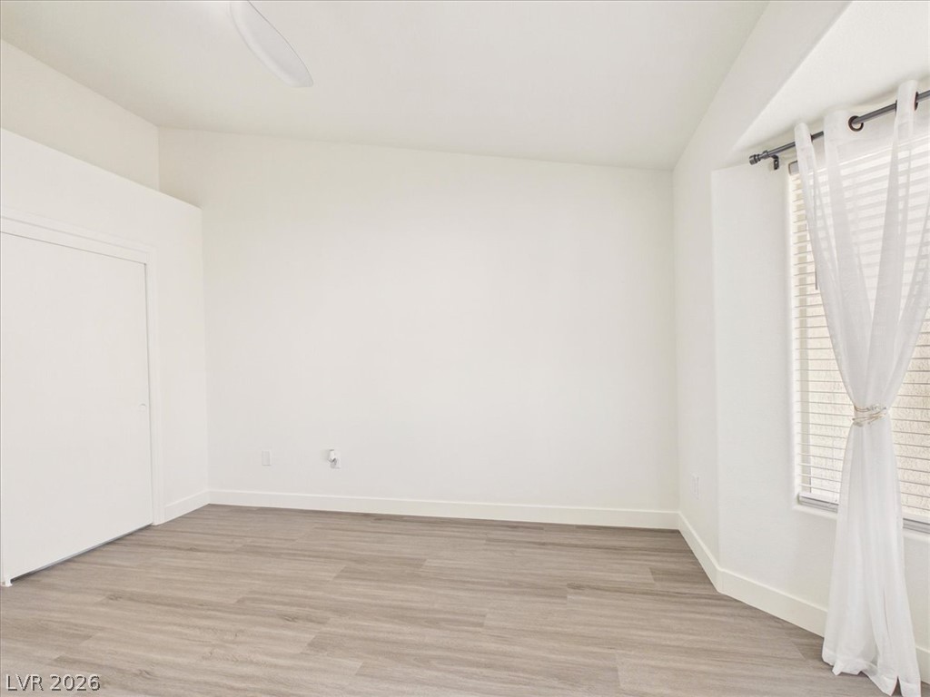 2833 Breakers Creek Drive Property Photo 49