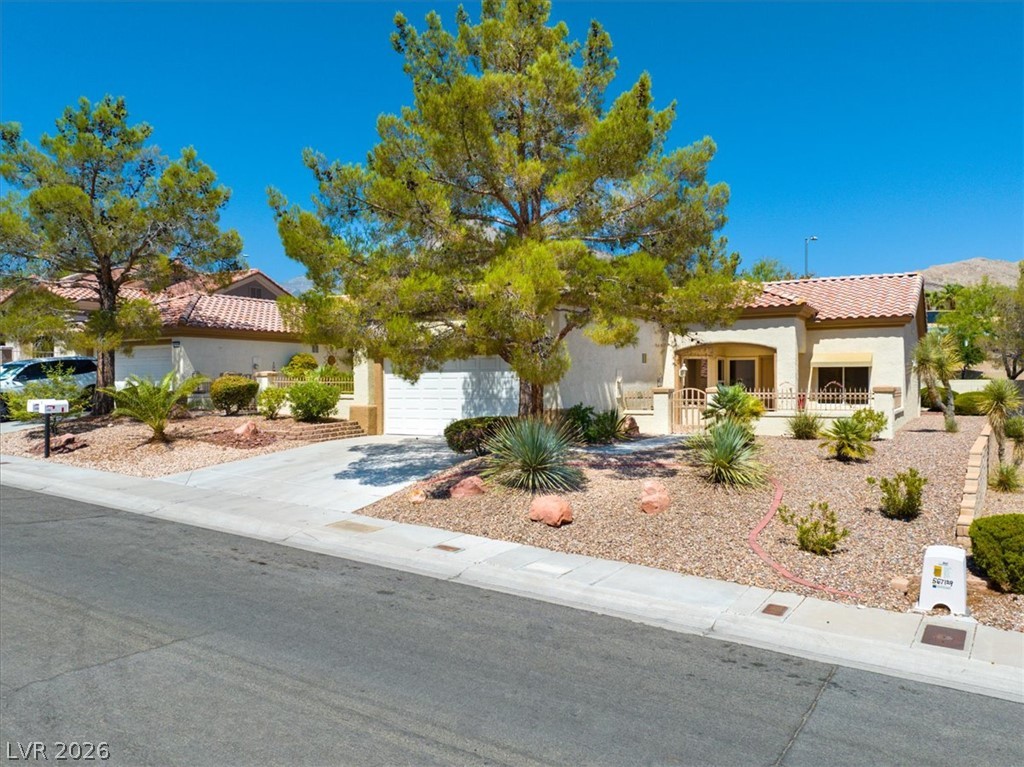 2833 Breakers Creek Drive Property Photo 75