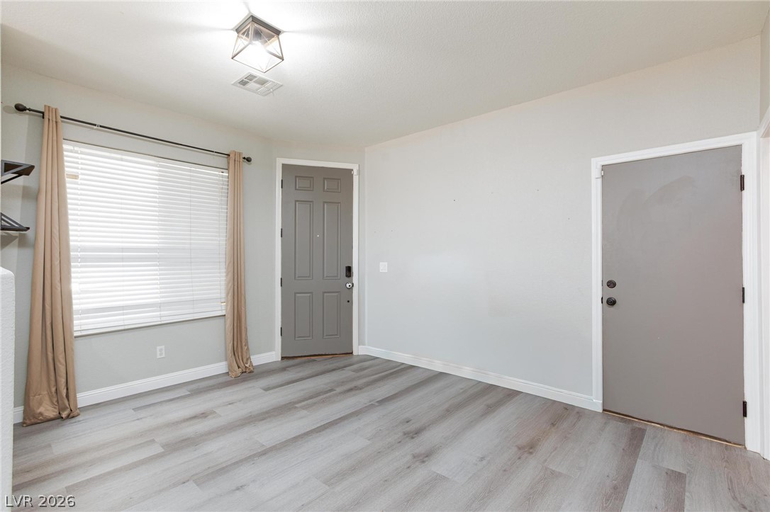 6521 Raven Hall Street Property Photo 13