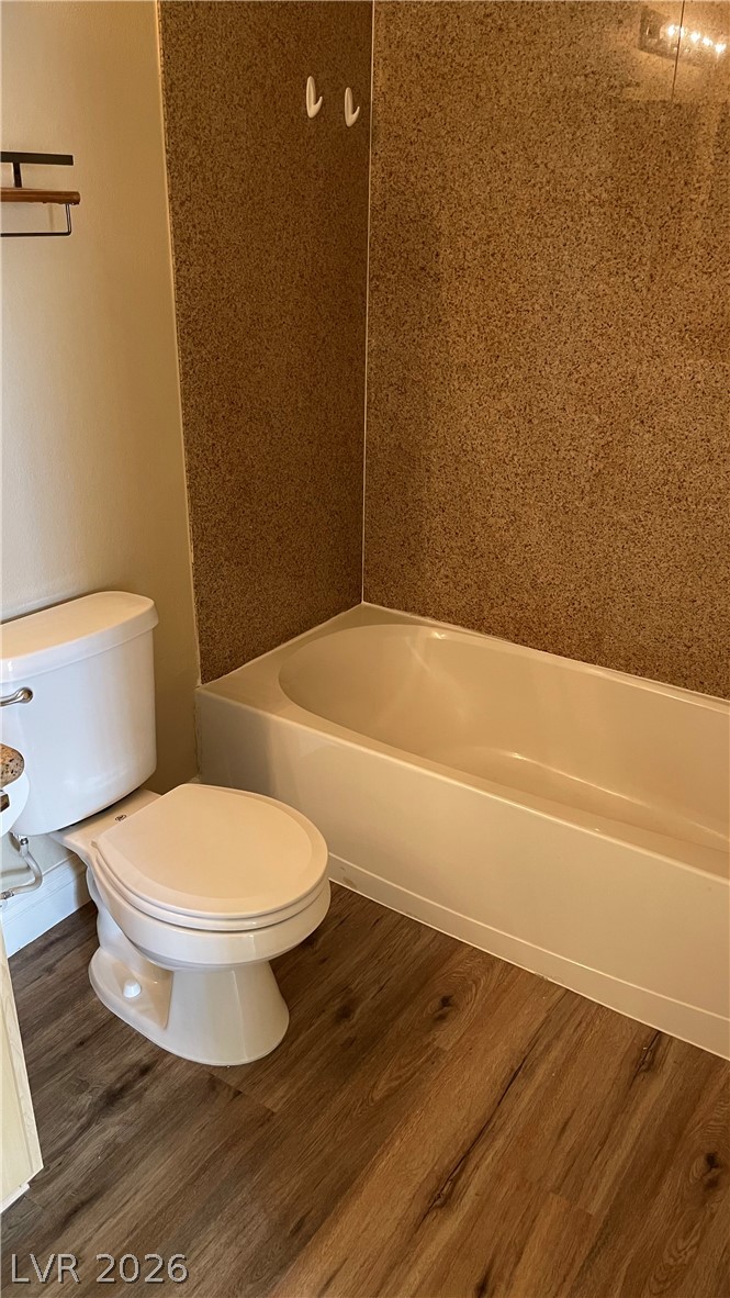 8000 Badura Avenue 2030 Property Photo 9