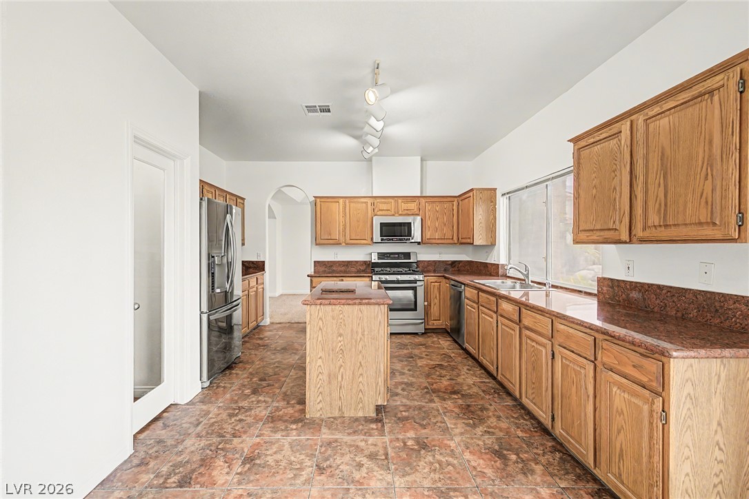 7782 Meadow Creek Street Property Photo 14