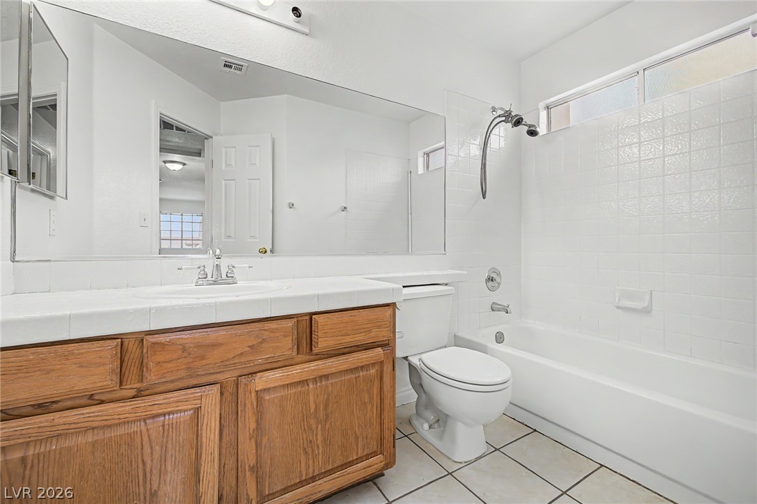 7782 Meadow Creek Street Property Photo 19