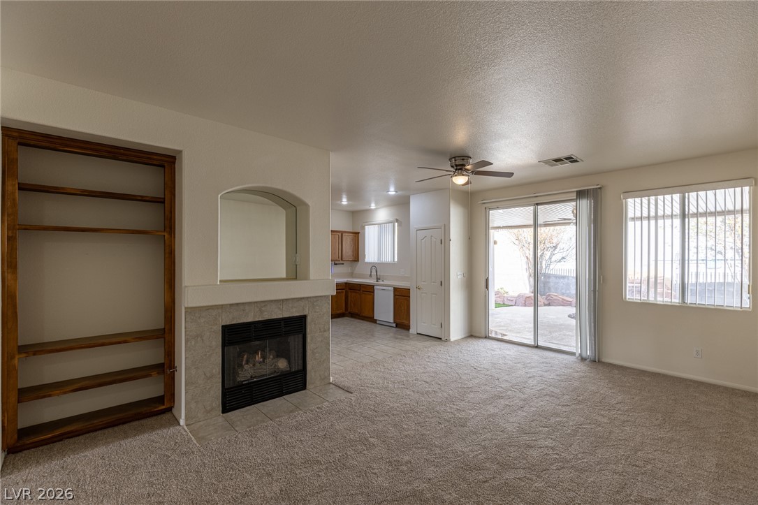 98 Glendive Street Property Photo 18