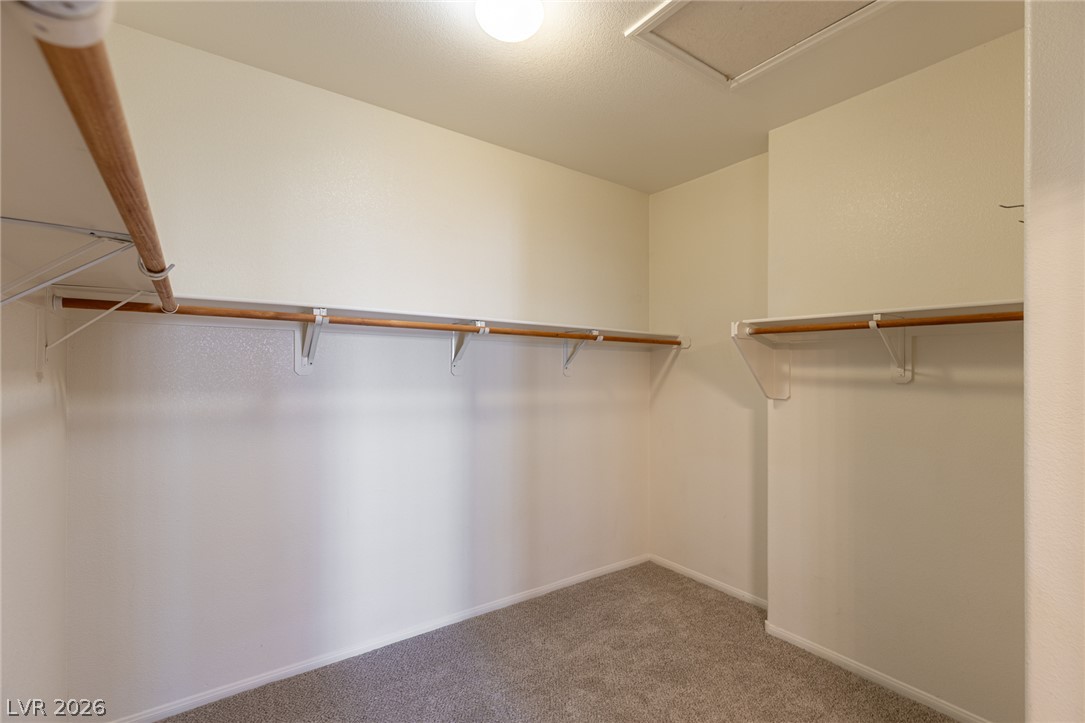 98 Glendive Street Property Photo 43