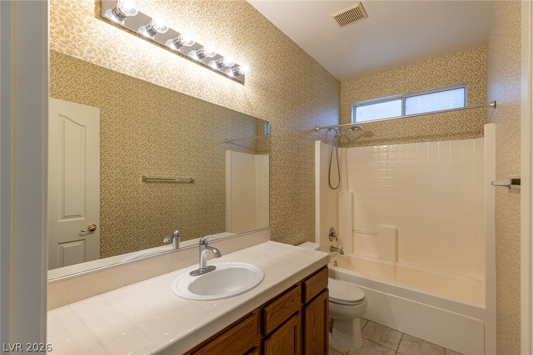 98 Glendive Street Property Photo 48