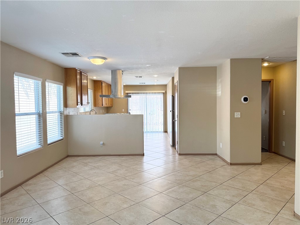 11260 Sandrone Avenue Property Photo 6