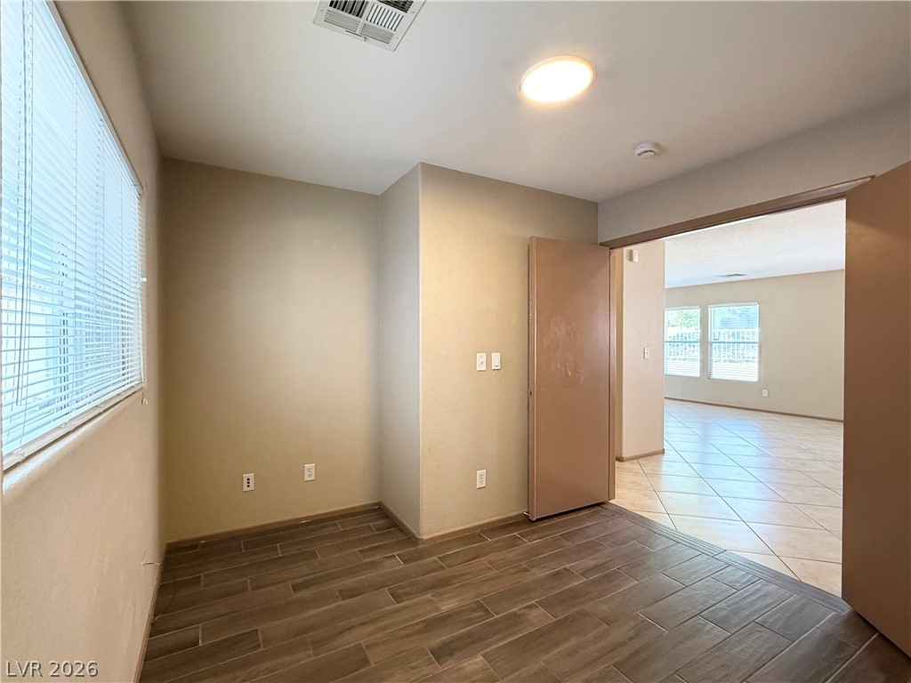 11260 Sandrone Avenue Property Photo 15