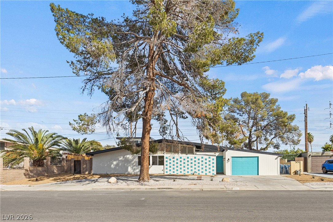 3368 Nahatan Way Property Photo 1