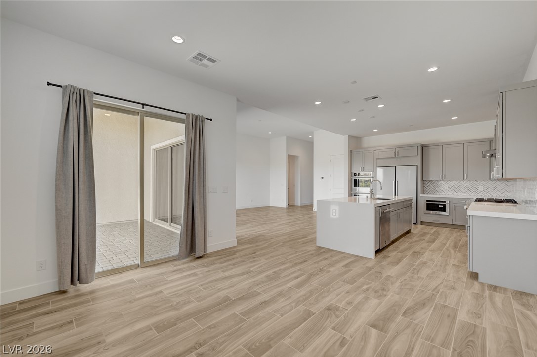 11803 Giroma Avenue Property Photo 15