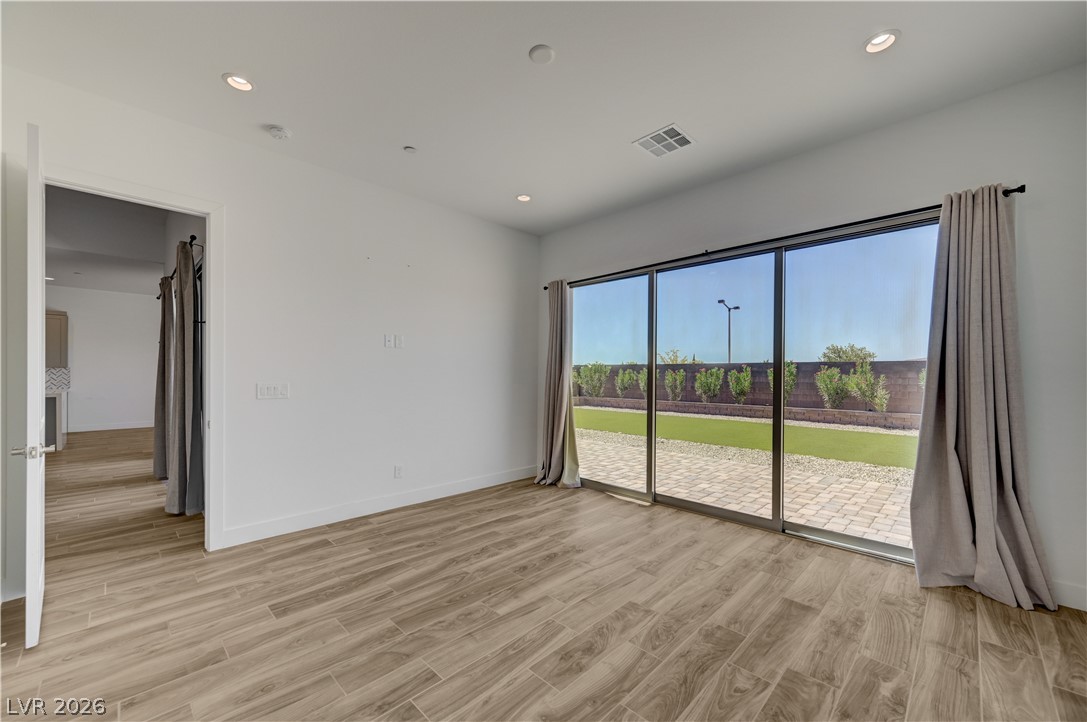 11803 Giroma Avenue Property Photo 20